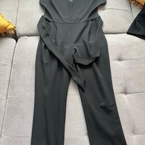 Express Black Jumpsuit with Modern Silhouette